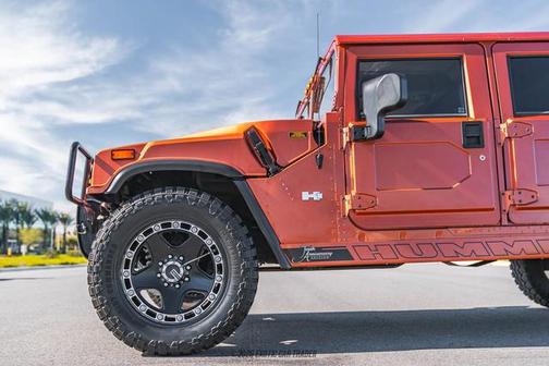 2002 Hummer H1 Enclosed