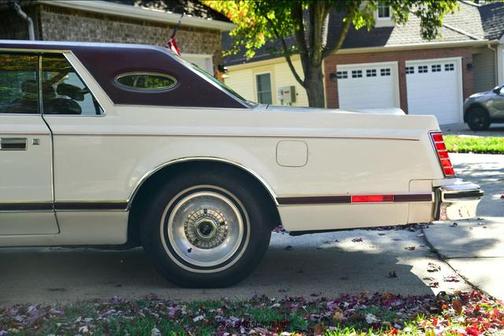 1977 Lincoln Mark V Base