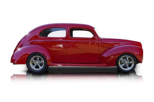 1940 Ford Deluxe Base