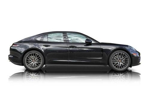 2022 Porsche Panamera