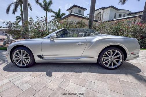 2022 Bentley Continental GT V8