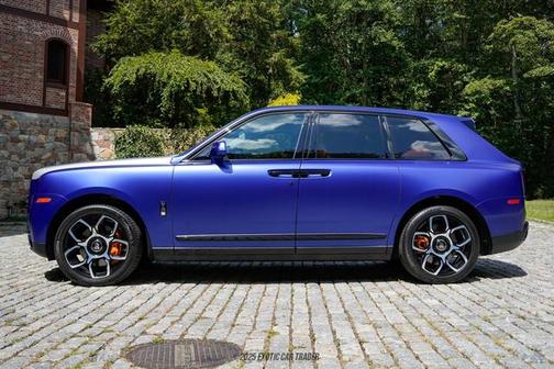 2023 Rolls-Royce Cullinan Black Badge