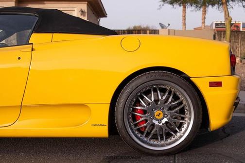 2001 Ferrari 360 Spider Base