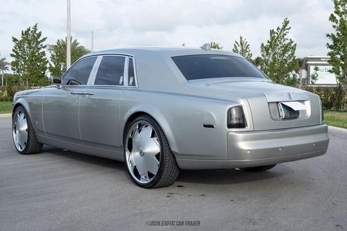 Platinum Metallic 2005 Rolls-Royce Phantom VI