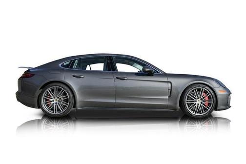 2018 Porsche Panamera Turbo