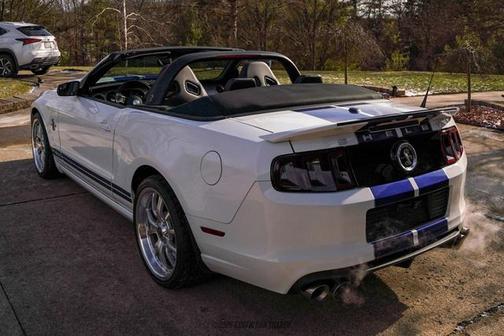 2014 Ford Shelby GT500 Base