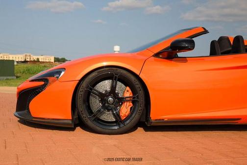 2015 McLaren 650S 