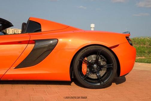 2015 McLaren 650S 