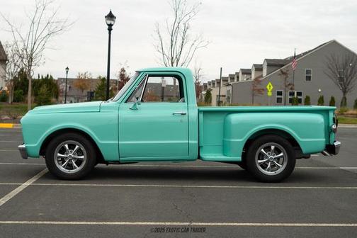 1967 Chevrolet C10/K10 Base