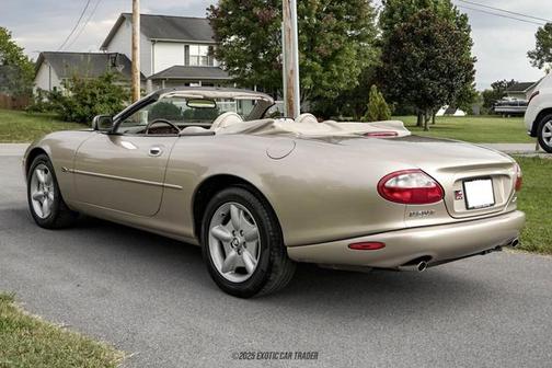 1999 Jaguar XK8 Base