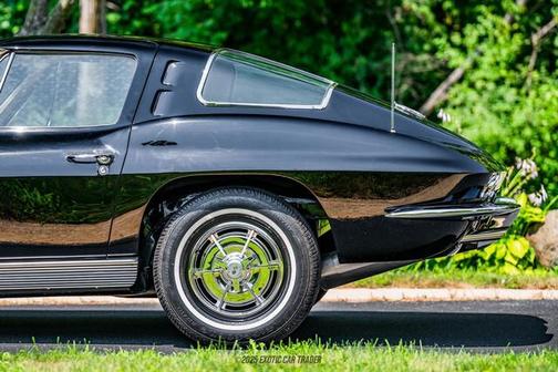 1963 Chevrolet Corvette Base