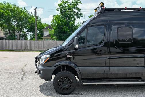 2018 Mercedes-Benz Sprinter 2500 Standard Roof