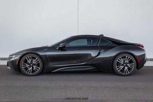 2016 BMW i8 