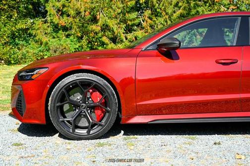 2025 Audi RS 7 4.0T Performance