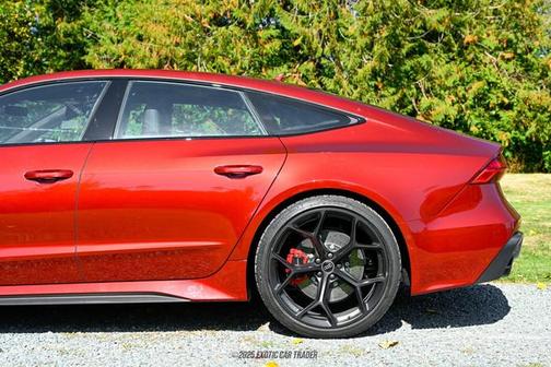 2025 Audi RS 7 4.0T Performance