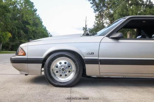 1990 Ford Mustang LX 5.0L Sport