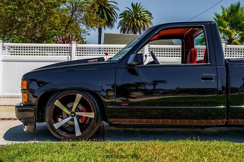 1990 Chevrolet Pickup Truck Base