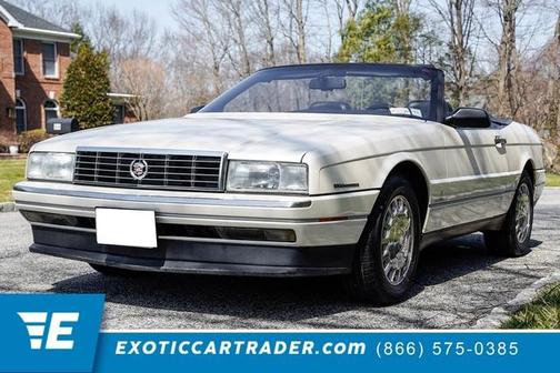 Pearl White 1993 Cadillac Allante Coupe