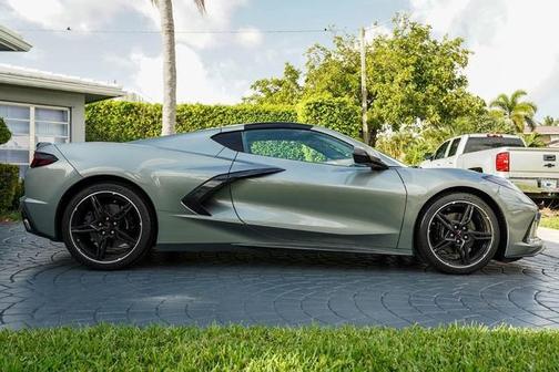 2022 Chevrolet Corvette Stingray w/3LT