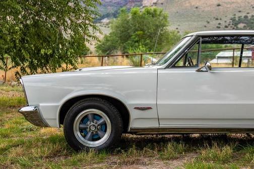 1965 Pontiac GTO 