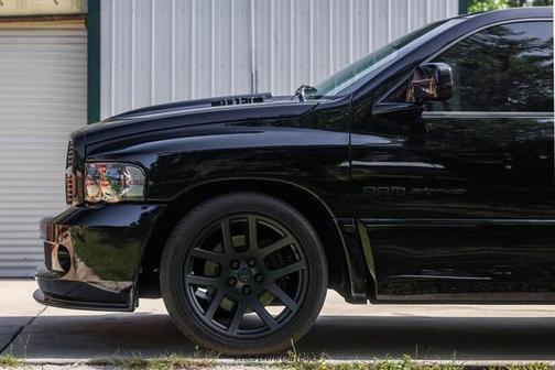 2004 Dodge Ram 1500 SRT-10