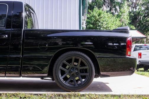 2004 Dodge Ram 1500 SRT-10