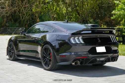 2022 Ford Shelby GT500 Base