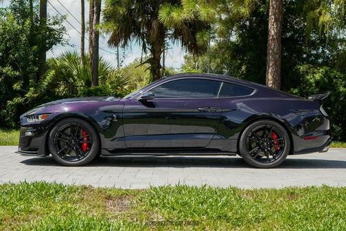 2022 Ford Shelby GT500 Base