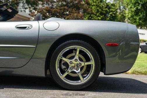 Medium Spiral Gray Metallic 2003 Chevrolet Corvette Base