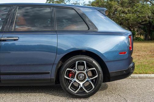 2023 Rolls-Royce Cullinan 