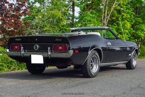 1972 Ford Mustang Base