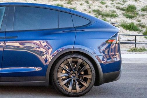 2023 Tesla Model X 