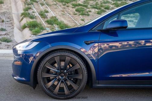 2023 Tesla Model X 