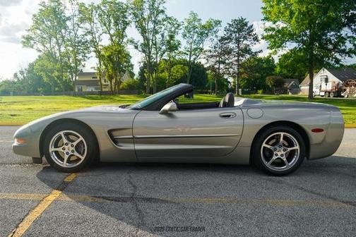 2001 Chevrolet Corvette Base