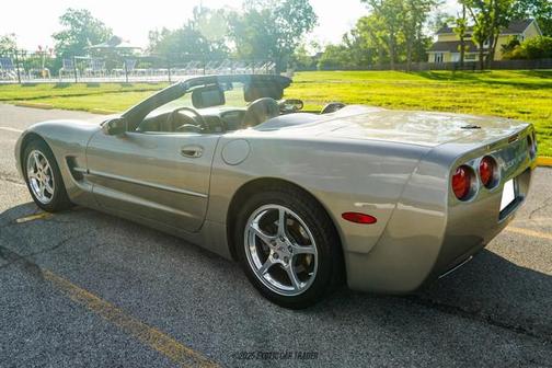 2001 Chevrolet Corvette Base