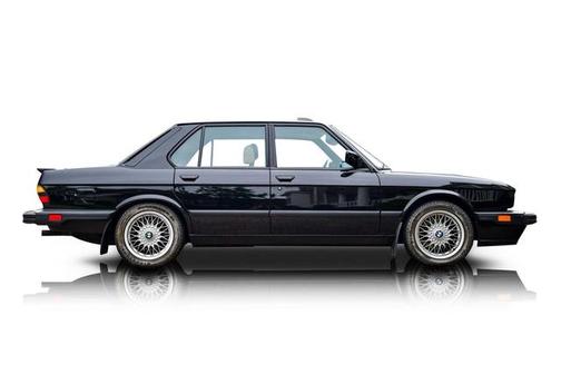 1988 BMW M5 Base
