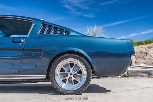 1965 Ford Mustang Base