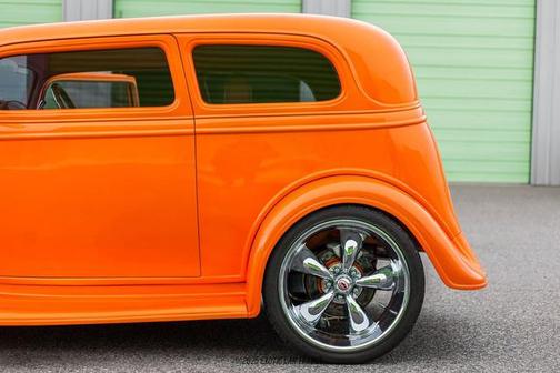 1935 Chevrolet Master Deluxe Base
