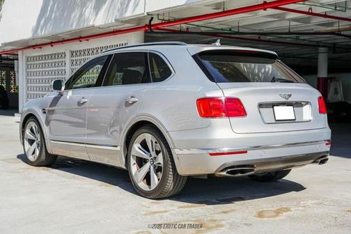 2017 Bentley Bentayga 