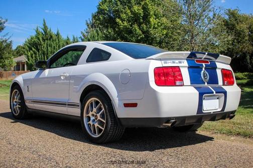 2007 Ford Shelby GT500 Base