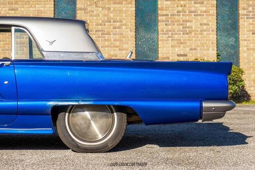 1959 Ford Thunderbird Base