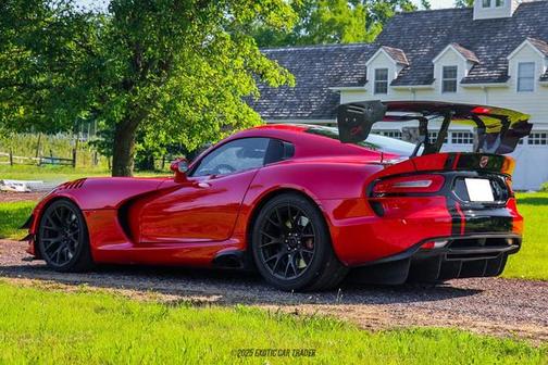 2016 Dodge Viper GTC