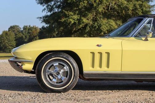 1966 Chevrolet Corvette Base
