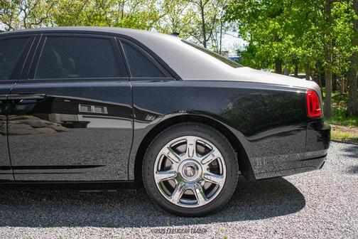 2011 Rolls-Royce Ghost Base