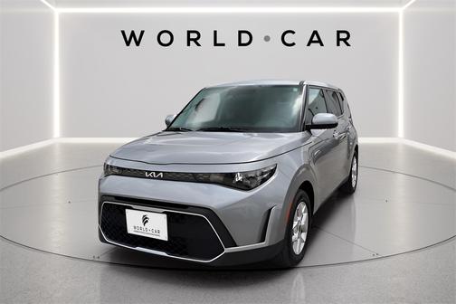 2024 Kia Soul LX w/ Tech Pkg, Lane Assist, Rear