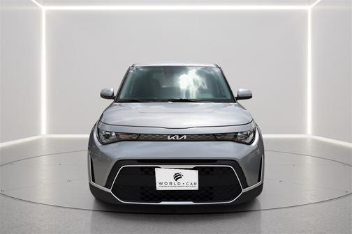 2024 Kia Soul LX w/ Tech Pkg, Lane Assist, Rear