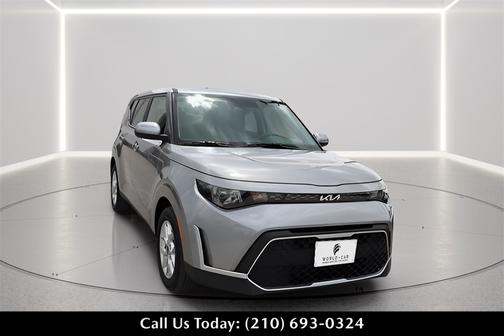 2024 Kia Soul LX w/ Tech Pkg, Lane Assist, Rear
