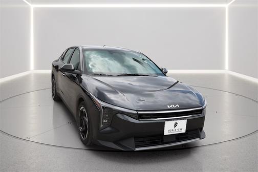 2025 Kia K4 EX w/ Wireless Charger, Remote Start,