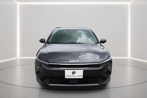 2025 Kia K4 EX w/ Wireless Charger, Remote Start,