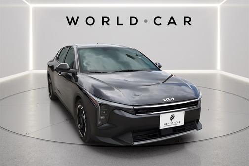 2025 Kia K4 EX w/ Wireless Charger, Remote Start,